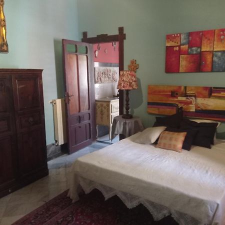 Villa Dei Marchesi Carrozza سانتا تيريزا دي ريفا الغرفة الصورة